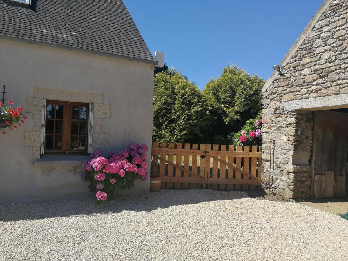 Keryerna Ar C'Haouled "Aux Hortensias" Clevacance Saint-Meen  Exterior foto
